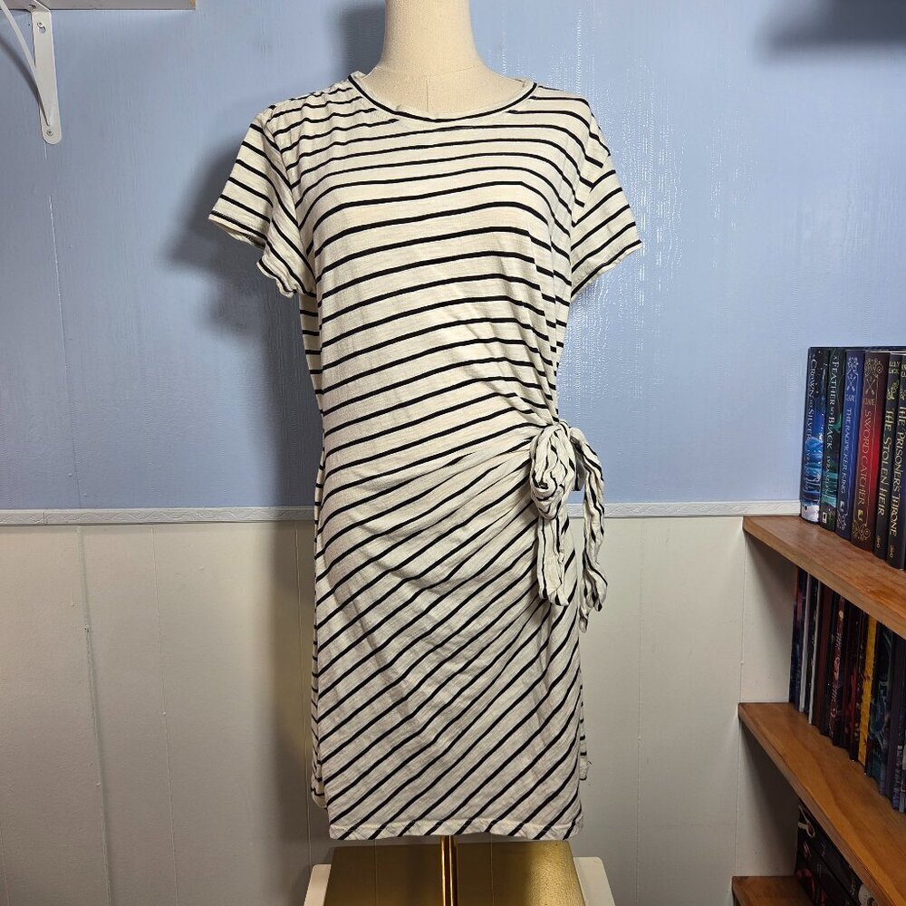 Gap Petite Large Black White Striped Front Knot Shortsleeve T-Shirt Dress
